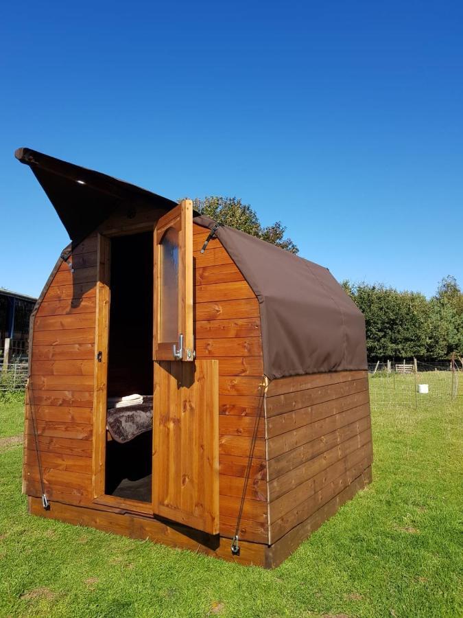 Suitehuts @ Silverstone Buitenkant foto