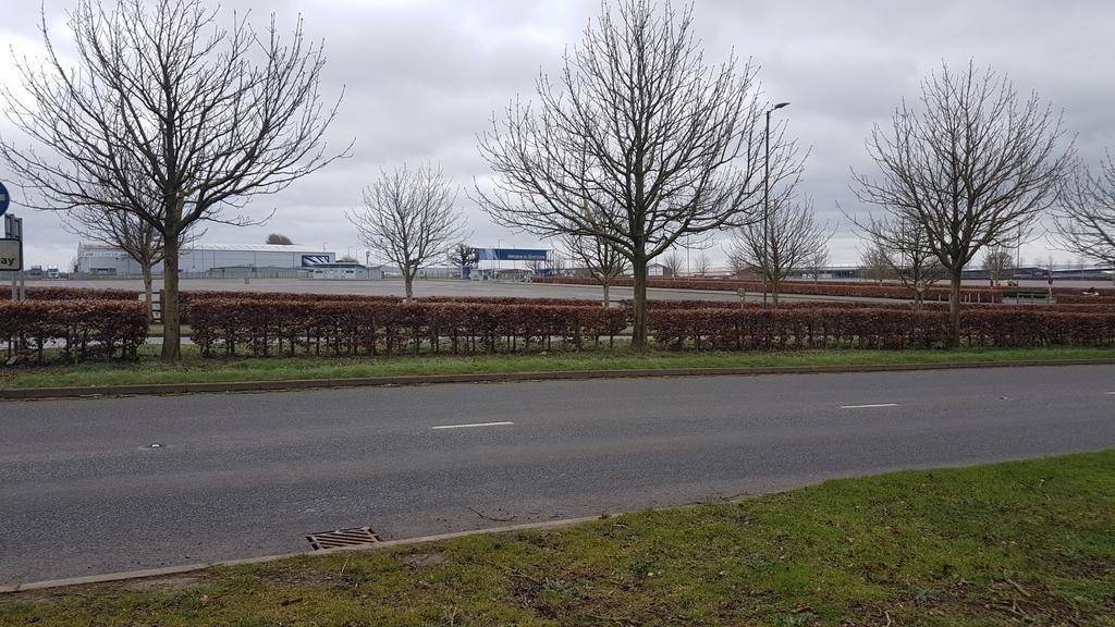 Suitehuts @ Silverstone Buitenkant foto